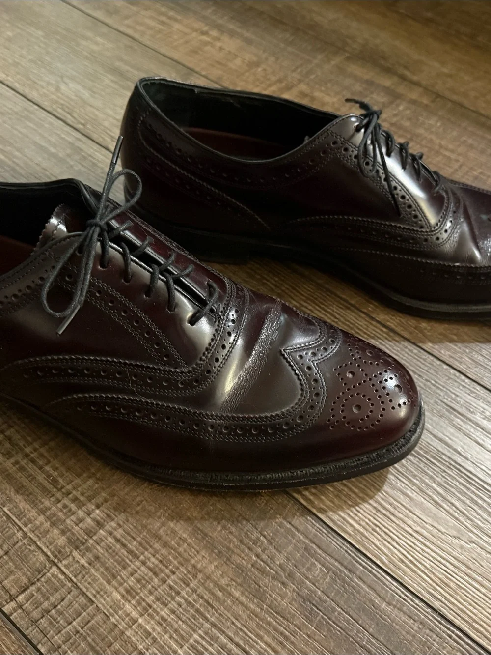 Florsheim Men’s Burgundy Wingtip Derby Oxfords